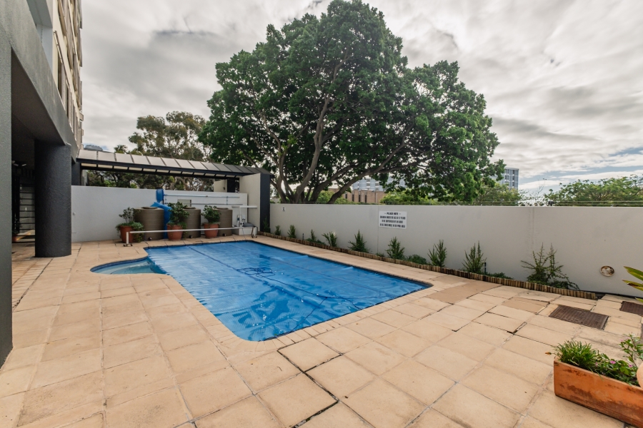 To Let 2 Bedroom Property for Rent in Three Anchor Bay Western Cape